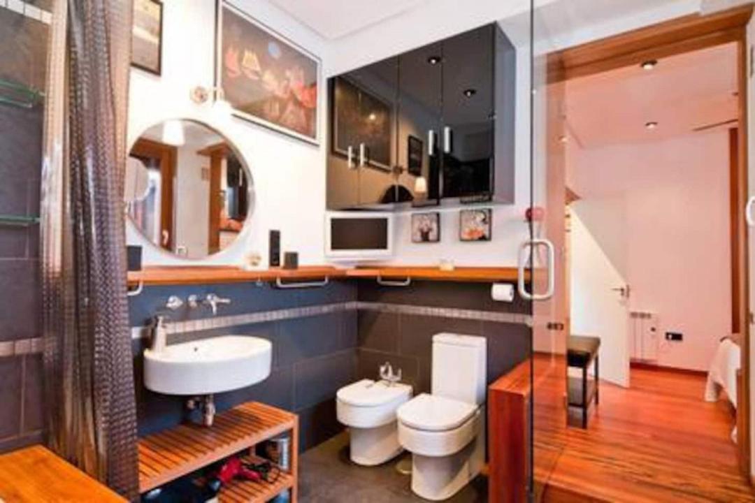 3Bedrooms 2Bathrooms Furnished - Lavapies - Bright Madrid Bagian luar foto